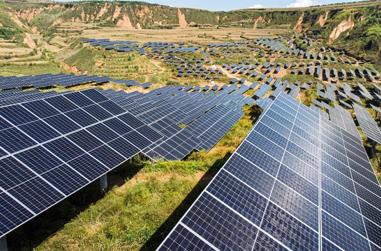 Guide Intelligent Manufacturing：Performing a Precise "Thermal CT Scan" for Solar Power Plants