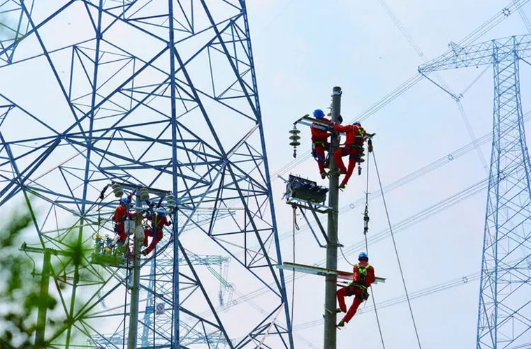 A Hot Topic: Supercharging Substation O&M with Infrared Thermal Imaging